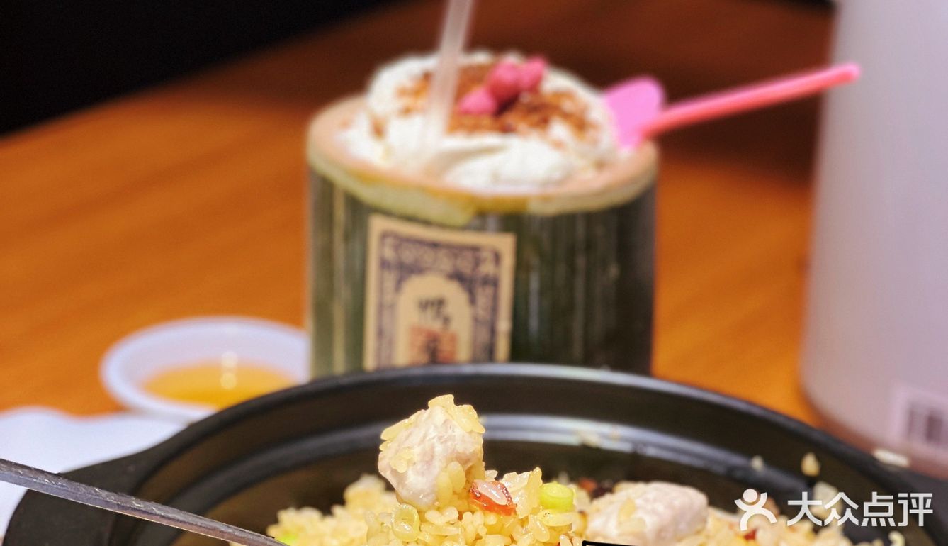 这家店就整一只狮头鹅，整的明明白白的🦢🦢