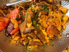 -老唐三下锅 ·张家界地标美食(溪布街店)