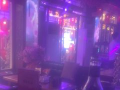 -喜鹊音乐酒馆(西街店)