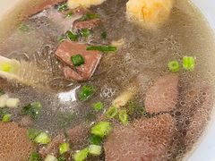 -佬钱湾仔(衣裳街店)