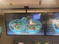 -蒙自源米线大王(东站店)