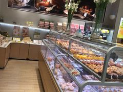 面包甜点陈列柜-好利来(乐堤港店)