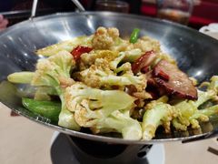 干锅腊肉花菜-避风塘(金山万达店)