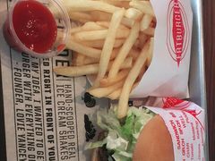 -FATBURGER 特富客汉堡(外交公寓店)