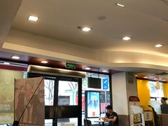 -麦当劳(中唱大厦店)