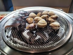 -围炉肉舍•炭烤活鳗•丹东海鲜烤肉(步行街店)