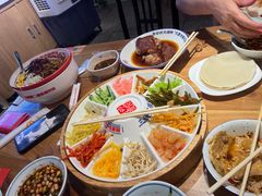 -怪噜范·老贵阳街头名小吃(汇金星力城店)