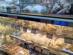 面包甜点陈列柜-白玉兰食品(甜云店)