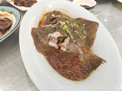 广式蒸多宝鱼-松沪名灶·豆浆鱼头·新上海菜(飞航吾悦广场店)