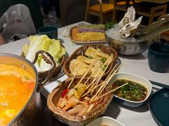 -椰子湾·海南火锅·糟粕醋·椰子鸡(正大广场店)