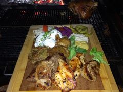 烧烤拼盘-Krčma Šatlava