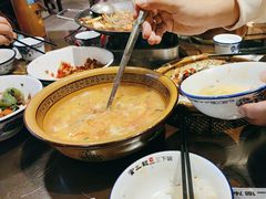 -富正毅三下锅·湘西韵味(天门山索道店)
