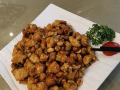 -金牌餐厅·天津菜·八珍豆腐·老爆三(瓷房子店)