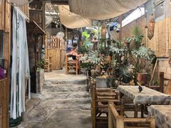 -Jungle Kitchen