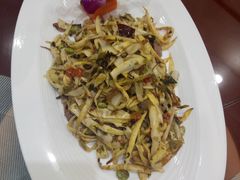 -李家猪蹄融合菜馆(河松街店)