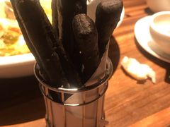 蘸汤吃的黑油条-太二酸菜鱼(海口友谊广场店)