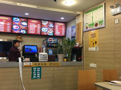 -焦记老潼关肉夹馍(东五路店)