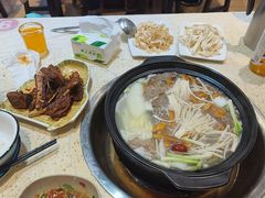 -九寨特色牦牛肉汤锅 羊肉汤锅