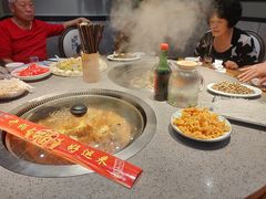 -山河屯铁锅炖(哈西站店)