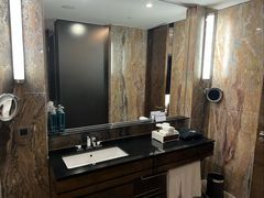 -广州天河希尔顿酒店