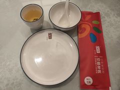 餐具摆设-闫府私房菜·百年鲁菜(欧亚店)