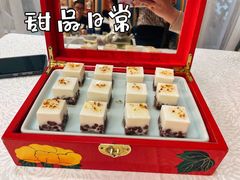 -品海楼·大连海胆锅贴馆(东港店)