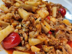 香辣紫苏牛蛙-凤凰湘语·海派湘菜(浦东旗舰店)