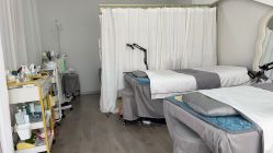 -余几肌肤美学·书颜世家