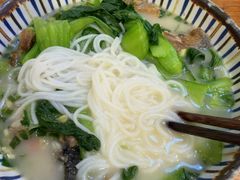 -鲜越鲜鱼粉(财富购物中心店)