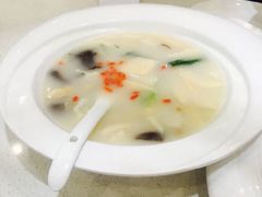 -闫府私房菜(经四路万达店)