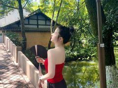-摇橹船上船码头