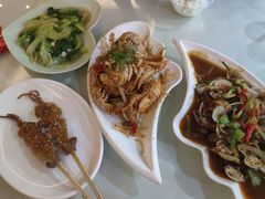 -覃记海鲜美食餐厅