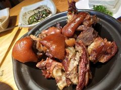 青岩猪蹄-野山舂·贵州现舂酸汤火锅(鸿通城店)