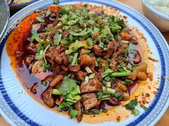 -杨三娘跷脚牛肉(羊子山西路店)