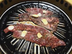 -炼火烤肉店