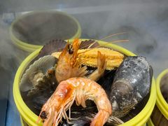 -蓝钻·国际美食海鲜自助百汇(西直门店)