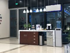 -瑞尔齿科(颐堤港诊所)