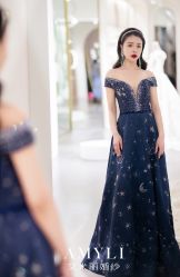 -艾米丽婚纱礼服