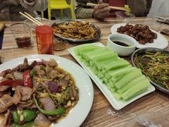 -正宗南铁拉叔沙煲螺·烧烤·秘制靓粥(南铁总店)