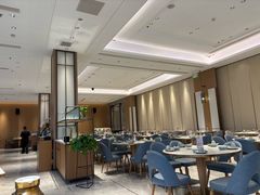 -泓历皇朝酒店(东亭店)