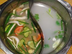 -袁记串串香(梁家巷店)
