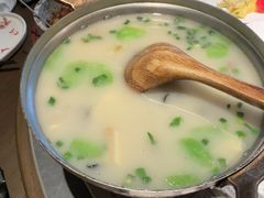 -吴越荣记苏州菜·松鼠桂鱼100%活鱼现做(斜塘老街店)