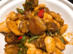 芸豆焖猪尾-艳阳天酒店(五里新村店)