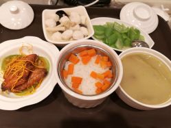 -星摇篮月子中心(市妇幼店)