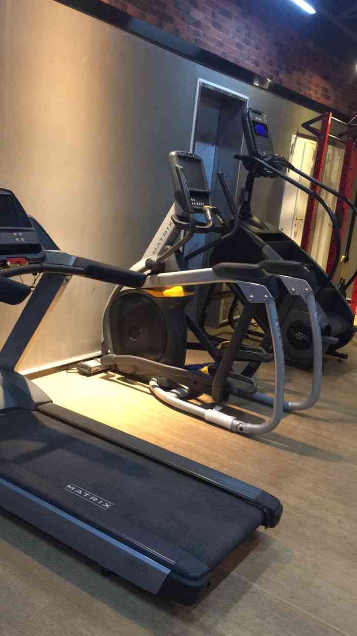 迈博健身(宝翔路店)-"第一次去,在楼梯间等了很久不敢确定是不是.