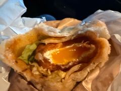 -小红车炸蛋葱油饼