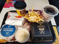 -麦当劳(丽江玉河广场店)