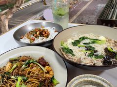 -粉观右江西鲜辣米粉(天地店)