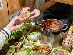 -独食火锅·半米屋台(直营总店)