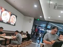 -蒙自源米线大王(东站店)